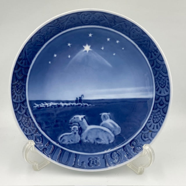 ロイヤルコペンハーゲン 1918年製イヤープレート「Sheep and Shepherds」の解説