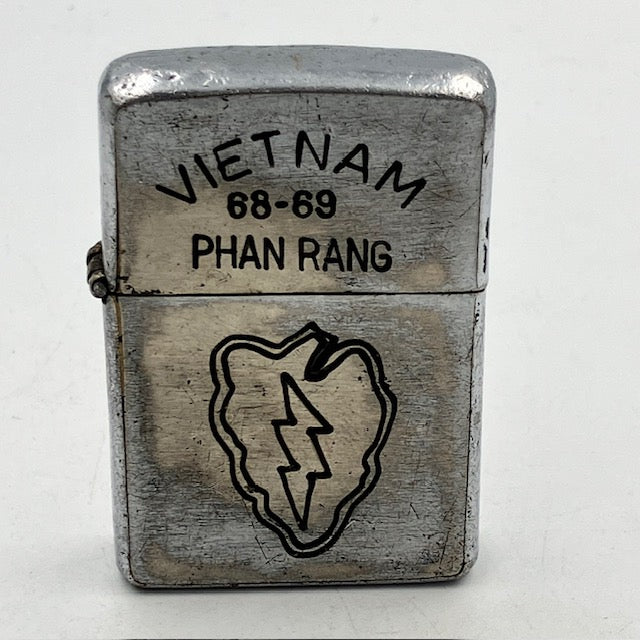 第25歩兵師団とベトナムZIPPO ― “Tropic Lightning”の稲妻