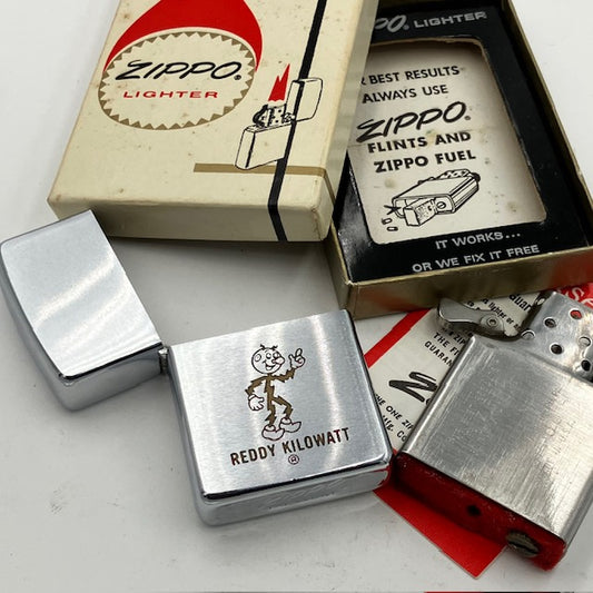 ZIPPO ビンテージ ジッポー レディキロワット 1967年前期 赤フェルト 箱入り 取扱説明書 未着火品 PAT.2517191 中古 動作確認済み 【海外直輸入USED品】