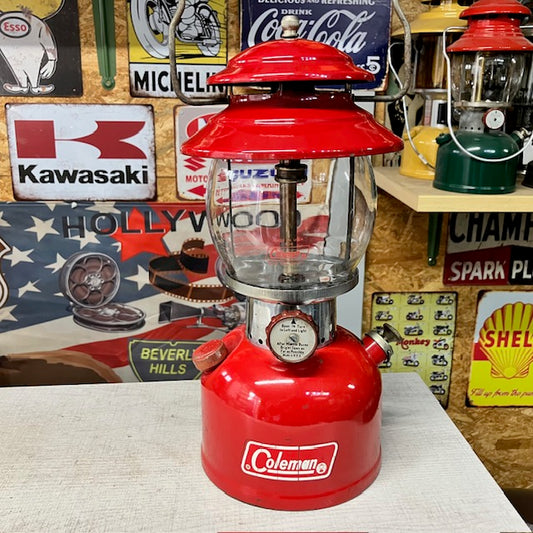 コールマン Coleman ランタン 200A 1971年6月 200A ホワイトボーダー ヴィンテージ ガソリン式 燃料ランタン 整備済み【海外直輸入USED品】