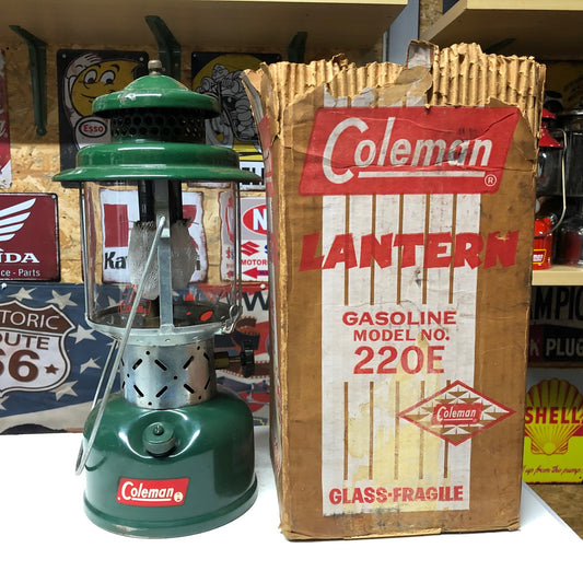 コールマン Coleman ランタン 1961年10月 220E オリジナルボックス入り 整備済み【海外直輸入USED品】