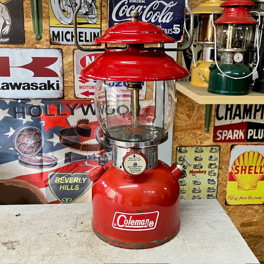 コールマン Coleman ランタン 1972年10月 200A ホワイトボーダー 整備済み【海外直輸入USED品】