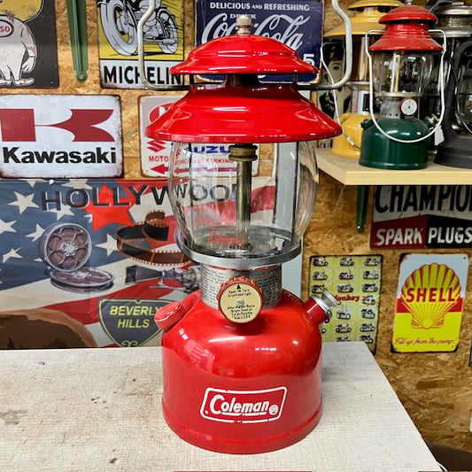 コールマン Coleman ランタン 1974年4月 200A ホワイトボーダー 注意書きありベースレスト【海外直輸入USED品】