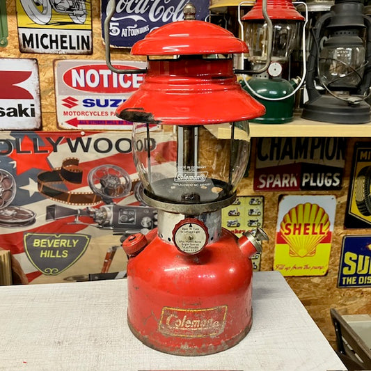 コールマン Coleman ランタン 1961年7月 200A 希少 ランタンマーク有りイエローボーダー 中古 整備済み【海外直輸入USED品】