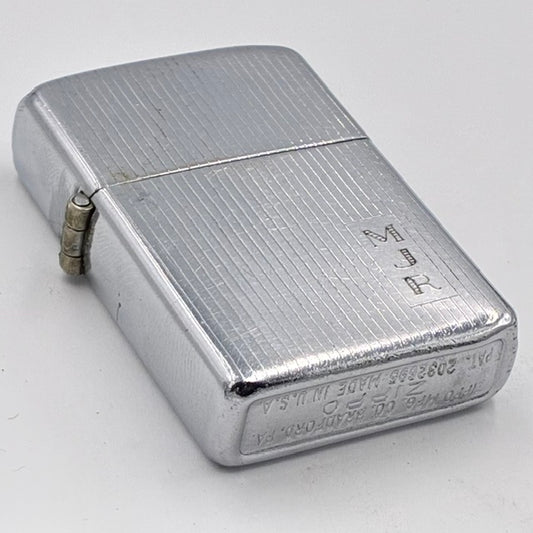 ZIPPO ビンテージ ジッポー 1947年〜1949年 ３バレル エンジンターン ニッケルシルバー製インナー 中古 動作確認済み 【海外直輸入USED品】