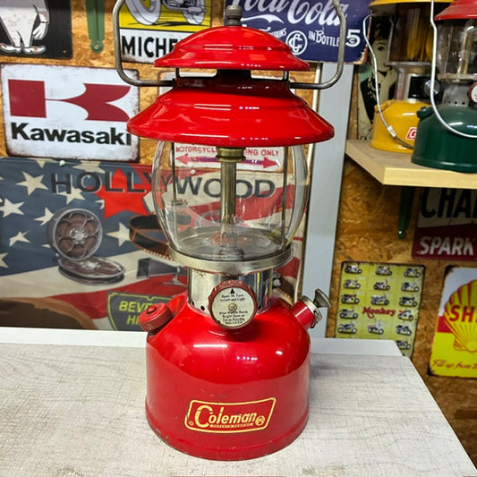 コールマン Coleman ランタン 1965年5月 200A パテペン 中古 整備済み 【海外直輸入USED品】