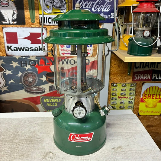 コールマン Coleman ランタン 1971年2月 220F ホワイトボーダー イグナイター付き 中古 整備済み 【海外直輸入USED品】