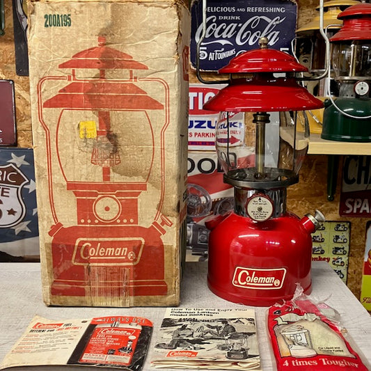 【美品】コールマン Coleman ランタン 200A 1971年11月 200A ホワイトボーダー ヴィンテージ ガソリン式 燃料ランタン 整備済み【海外直輸入USED品】