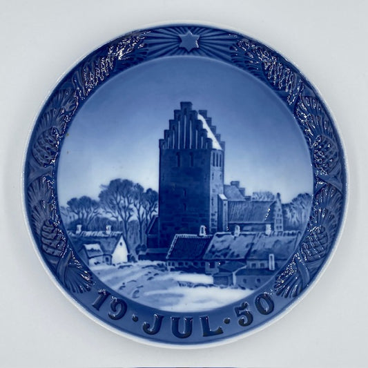 ロイヤルコペンハーゲン イヤープレート 1950年 「Boeslunde Church, Zealand」 ボーエスロネ教会【海外直輸入USED品】