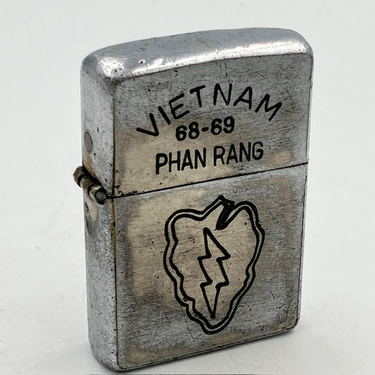 ZIPPO ベトナム 1968年 第25歩兵師団 ビンテージ ベトナムジッポー ジッポー 【海外直輸入USED品】