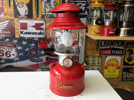 1957年9月　イエローボーダー　コールマン Coleman 200A　ランタン