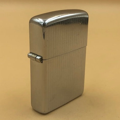 1947年～1949年　３バレル　エンジンターン　ニッケルシルバー製インサイドユニット　ジッポー　ZIPPO