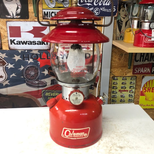 1972年10月　パテペン最終年度　コールマン Coleman 200A　ランタン　【海外直輸入USED品】