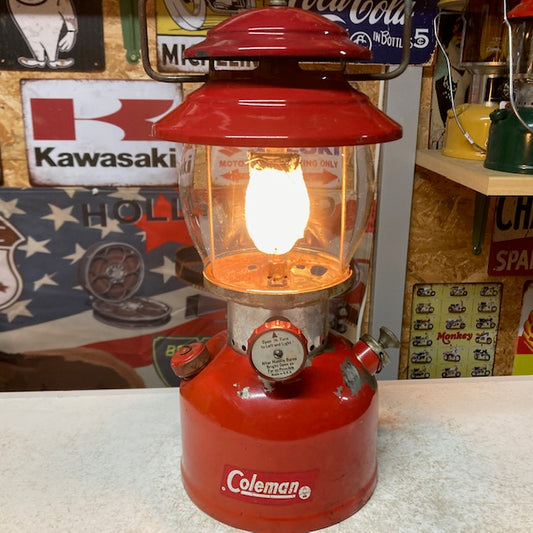 1964年9月　コールマン　200A　レッドボーダー　低いベンチレーター