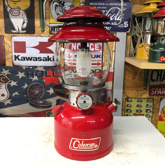 1971年8月　美品　コールマン Coleman 200A　ホワイトボーダー　ブルーポイントなしベンチレーター　ランタン　