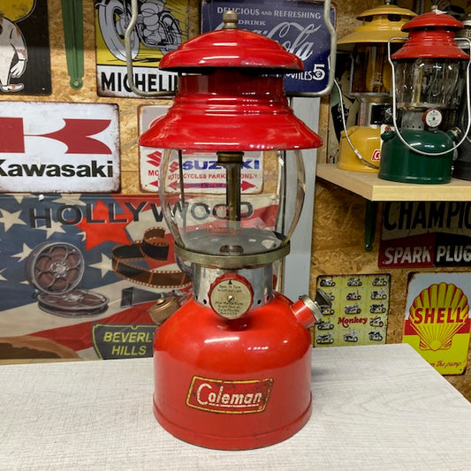 1959年12月　イエローボーダー　コールマン Coleman 200A　ランタン【海外直輸入USED品】