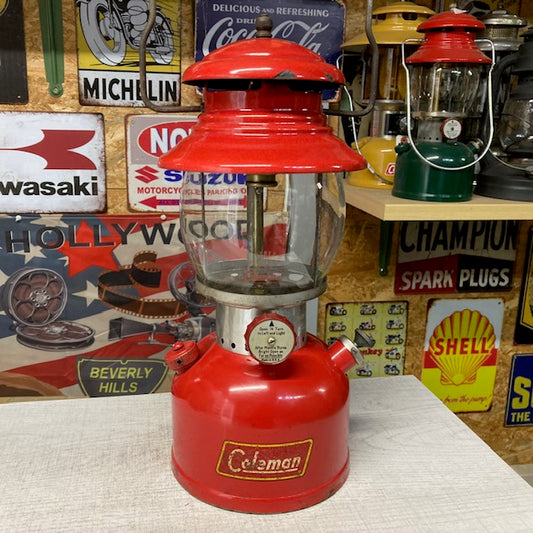 コールマン Coleman ランタン 1958年4月 200A イエローボーダー 美品 整備済み【海外直輸入USED品】